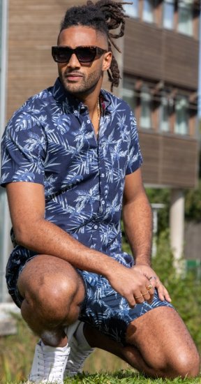 D555 Truro Hawaiian AOP Short Sleeve Button Down Collar Shirt Navy - Overhemden - Overhemden Grote Maten Heren