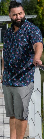 D555 Farnborough Short Sleeve Guitar AOP Shirt With Hidden Button Down Black - Overhemden - Overhemden Grote Maten Heren