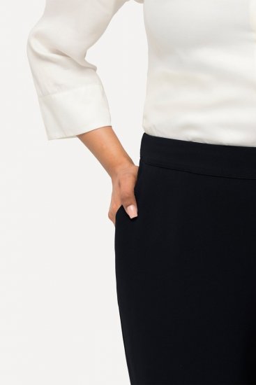 Ulla Popken 813306 Wijde pantalon met elastische taille Donkerblauw - Stoffen broeken - Wijde stoffen broeken voor dames