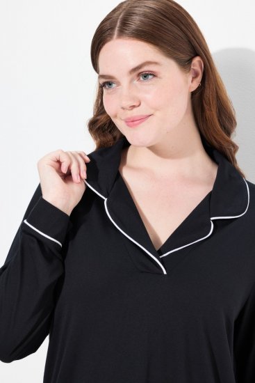 Ulla Popken 823030 Pyjama met overhemdkraag Zwart - Pyjama's en Loungewear - 