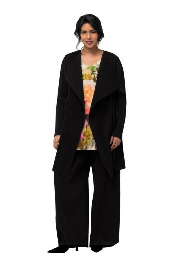 Ulla Popken 830749 Open geplisseerde blazer met brede revers Zwart - Blazers - Blazers in grote maten voor dames