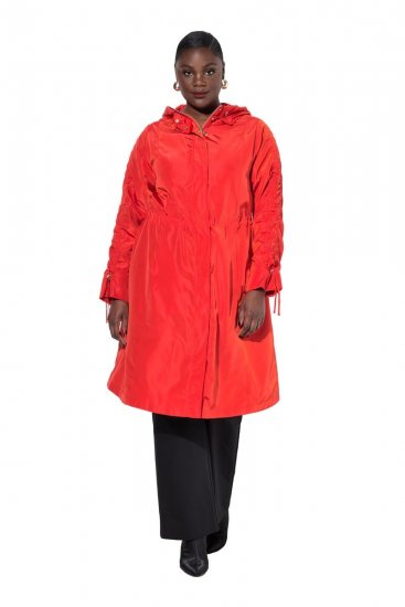 Ulla Popken 835277 Lange waterafstotende jas met capuchon Rood - Jassen - Jassen in grote maten