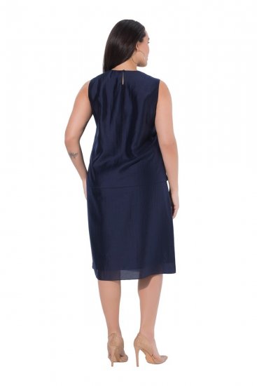 Ulla Popken 847918 Gebloemde chiffon jurk Donkerblauw - Midi jurken - Midi jurken in grote maten