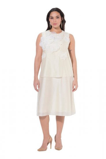 Ulla Popken 847918 Gebloemde chiffon jurk Gebroken wit - Zomerjurken - Zomerjurken in grote maten