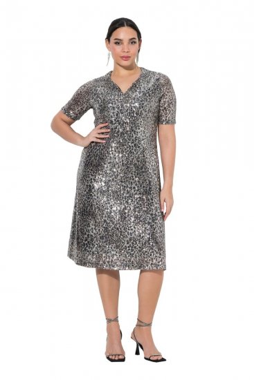 Ulla Popken 848137 Paillettenjurk met dierenprint Beige - Avondjurken - Avondjurken in grote maten