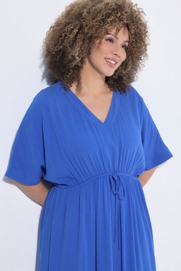 Ulla Popken 848224 Maxi-jurk met korte mouwen en V-hals Blauw - Maxi jurken - Maxi jurken in grote maten