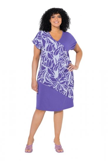 Ulla Popken 849033 Bedrukte chiffon jurk Lila - Kleedjes - Jurken in alle maten