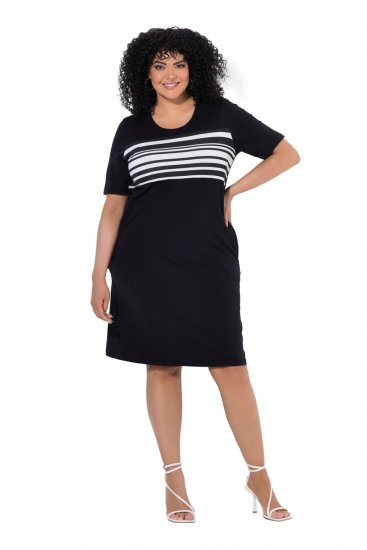 Ulla Popken 852079 Gestreepte T-shirtjurk Zwart - Kleedjes - Jurken in alle maten