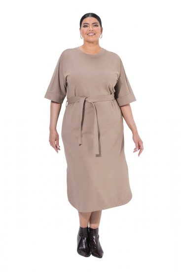 Ulla Popken 852288 Midi-jurk met korte mouwen en strikceintuur Lichtbruin - Midi jurken - Midi jurken in grote maten