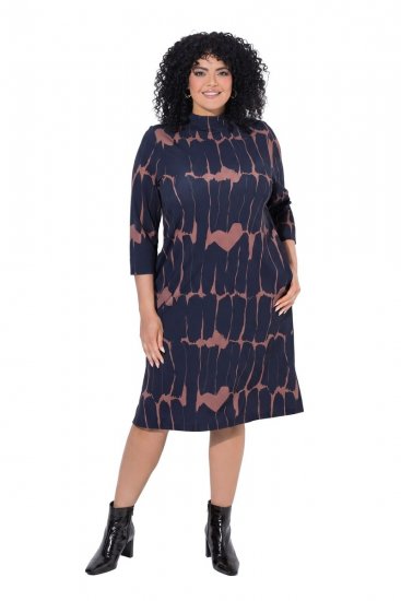Ulla Popken 853590 Bedrukte jersey jurk met driekwartmouwen Donkerblauw - Kleedjes - Jurken in alle maten