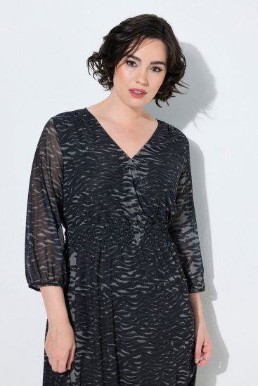 Ulla Popken 853620 Midi-jurk met dierenprint en driekwartmouwen Zwart - Midi jurken - Midi jurken in grote maten