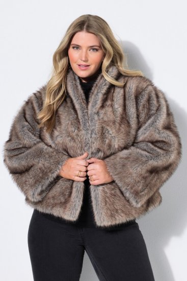Ulla Popken 854617 Jas van imitatiebont Beige - Jassen - Damesjassen in grote maten