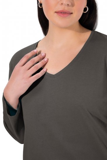 Ulla Popken Back To Basics V-Neck Relaxed Fit Cotton Tee Graphite Grey - T-shirts - T-shirts voor dames