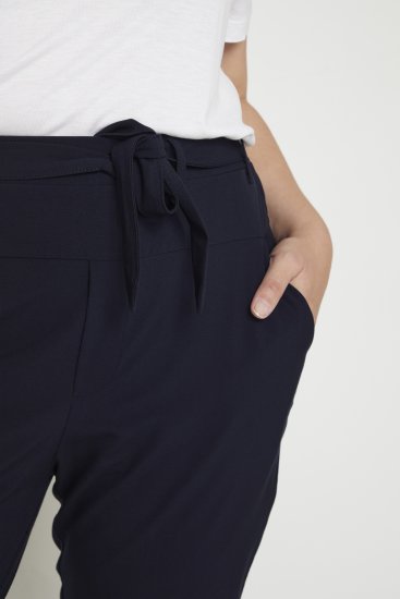 Kaffe Curve Jia Broek met riem Midnight marine - Jeans & Broeken in Grote Maten – Plus Size - 