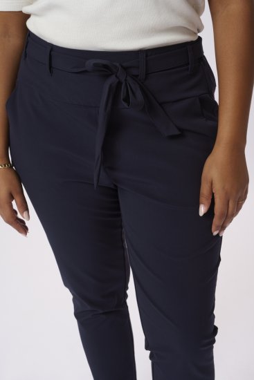 Kaffe Curve Jia Broek met riem Midnight marine - Jeans & Broeken in Grote Maten – Plus Size - 