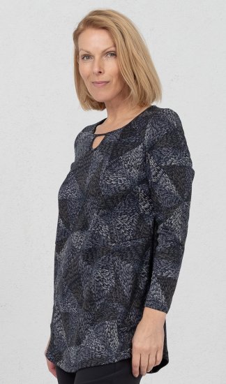 Scandinavian Caramel Triangles Tunic Dark Blue - Bedrukte T-shirts voor dames - 