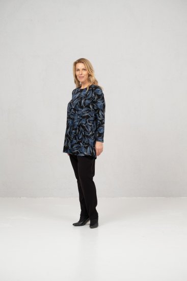 Scandinavian Caramel Swirls Tunic Blue - Bedrukte T-shirts voor dames - 